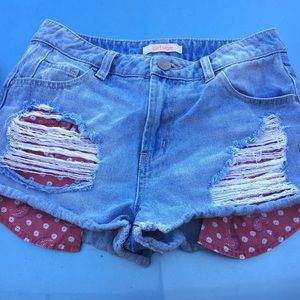 Western Style Distressed Shorts